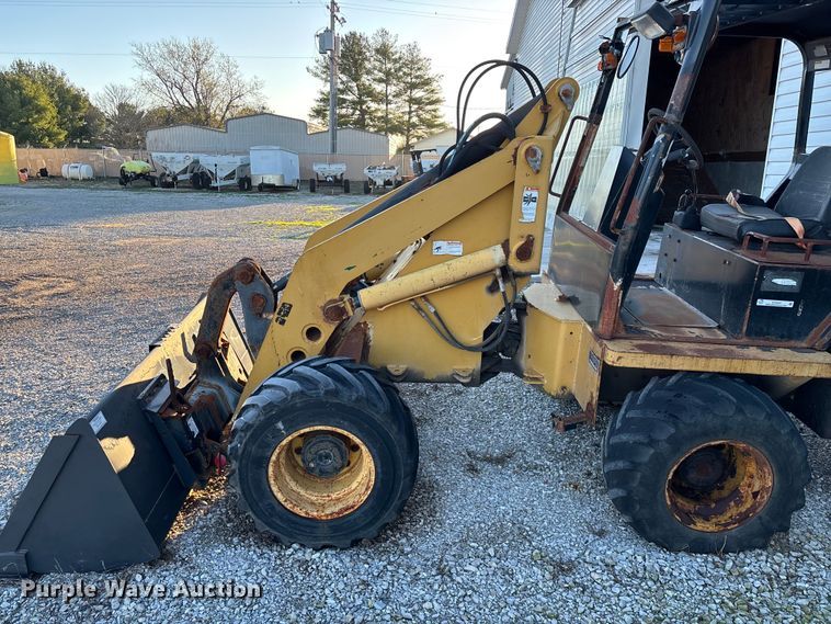image for item EO4047 Willmar 4550 wheel loader