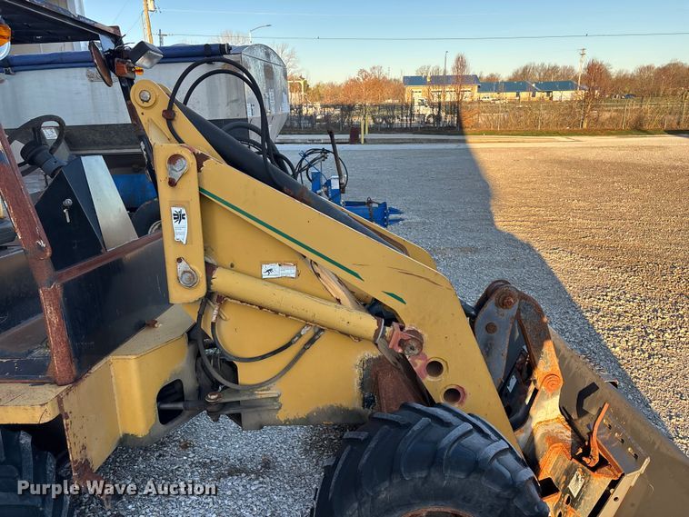 image for item EO4047 Willmar 4550 wheel loader