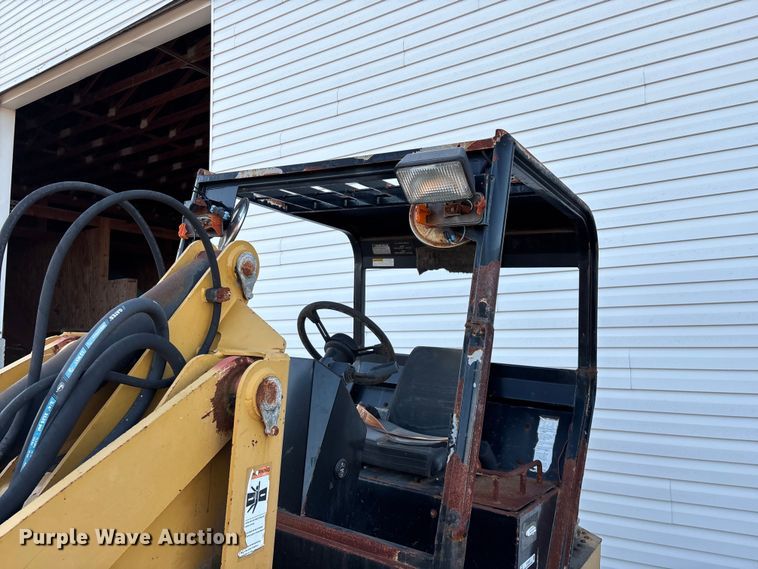 image for item EO4047 Willmar 4550 wheel loader