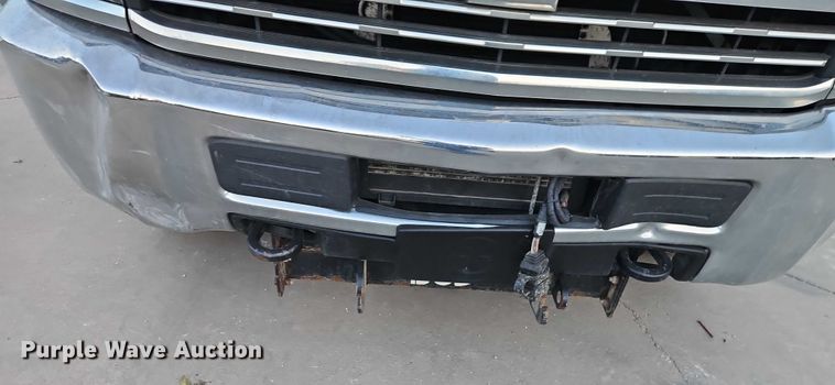 image for item EO4732 2015 Chevrolet Silverado 3500 dump bed pickup truck