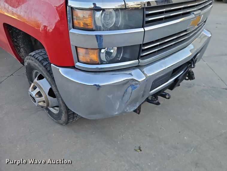 image for item EO4732 2015 Chevrolet Silverado 3500 dump bed pickup truck