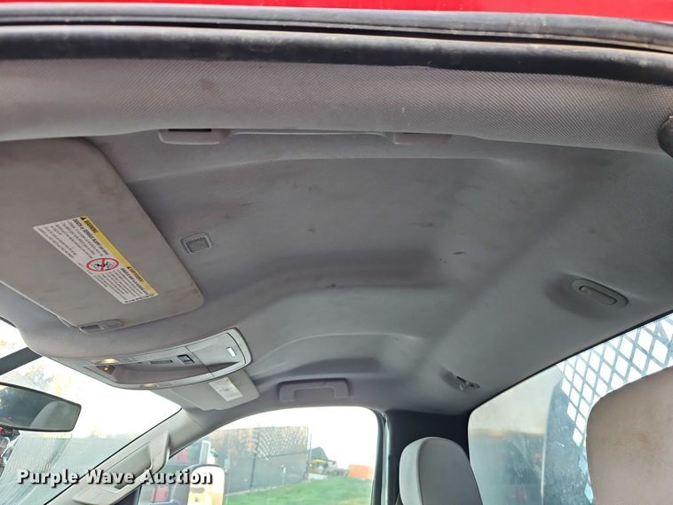 image for item EO4732 2015 Chevrolet Silverado 3500 dump bed pickup truck