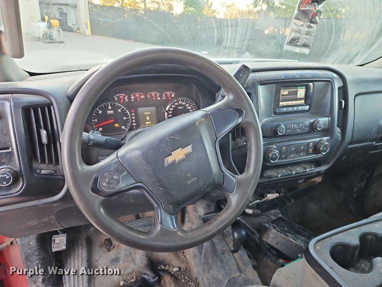 image for item EO4732 2015 Chevrolet Silverado 3500 dump bed pickup truck