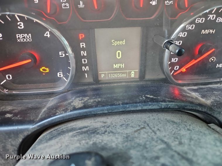 image for item EO4732 2015 Chevrolet Silverado 3500 dump bed pickup truck