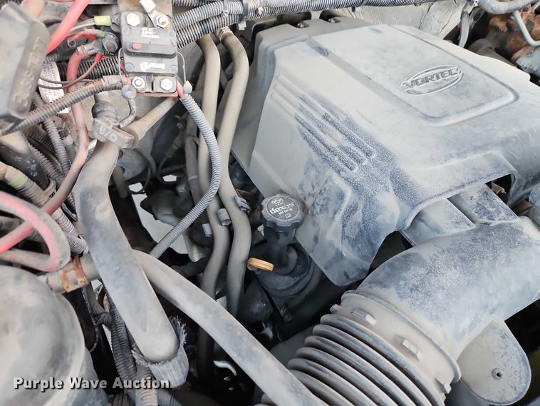 image for item EO4732 2015 Chevrolet Silverado 3500 dump bed pickup truck