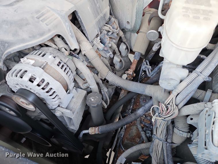 image for item EO4732 2015 Chevrolet Silverado 3500 dump bed pickup truck