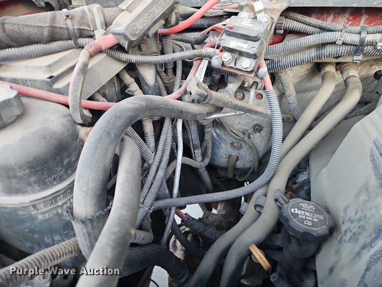 image for item EO4732 2015 Chevrolet Silverado 3500 dump bed pickup truck