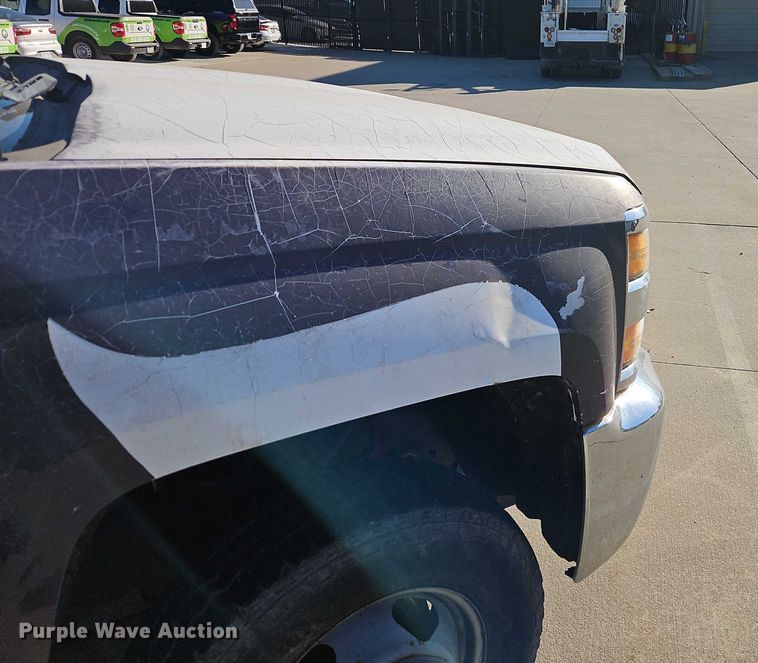 image for item EO4734 2016 Chevrolet Silverado 3500 dump bed pickup truck