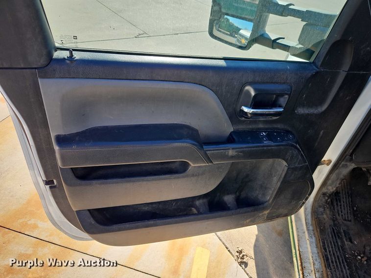 image for item EO4734 2016 Chevrolet Silverado 3500 dump bed pickup truck