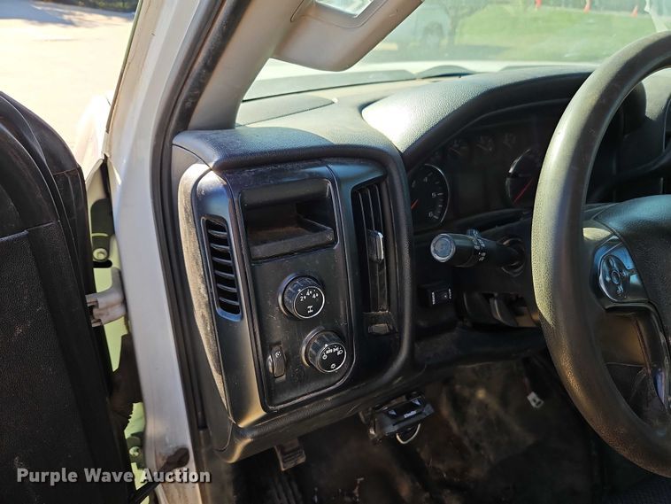 image for item EO4734 2016 Chevrolet Silverado 3500 dump bed pickup truck