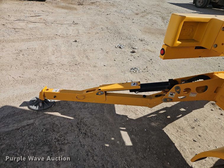 image for item EO7035 2016 Haulotte 3632T boom lift