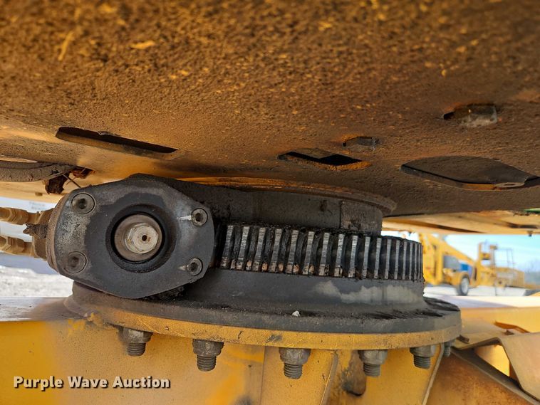 image for item EO7035 2016 Haulotte 3632T boom lift