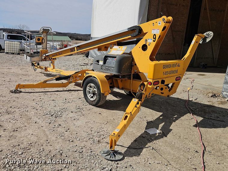 image for item EO7036 2015 Houlette 3632T boom lift