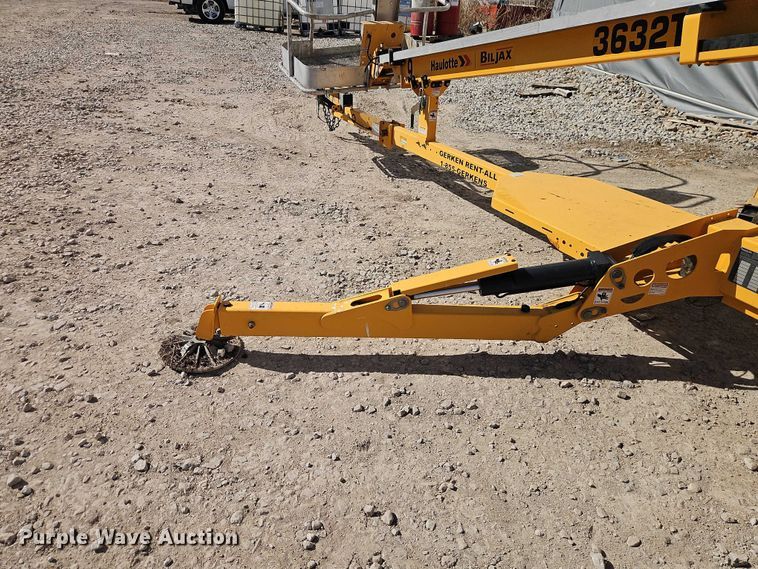 image for item EO7036 2015 Houlette 3632T boom lift