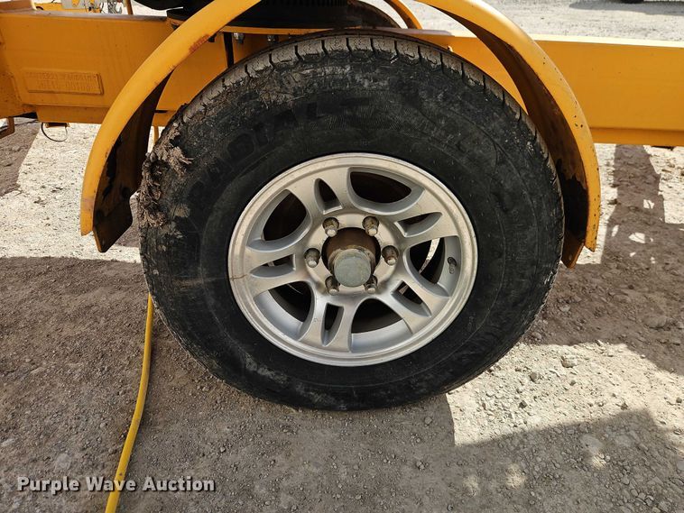 image for item EO7036 2015 Houlette 3632T boom lift