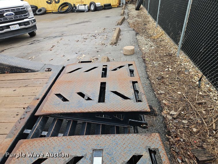 image for item EO7060 2021 Norstar Trailers Ironbull equipment trailer