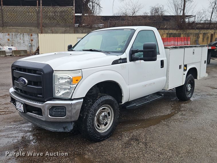 2012 Ford F350 Super Duty Utility Bed Pickup
