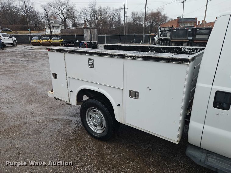 image for item EO7061 2012 Ford F350 Super Duty Utility Bed Pickup