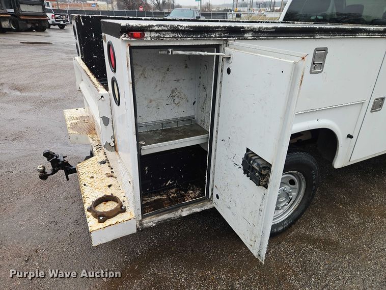 image for item EO7061 2012 Ford F350 Super Duty Utility Bed Pickup
