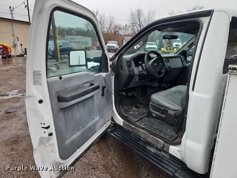 image for item EO7061 2012 Ford F350 Super Duty Utility Bed Pickup