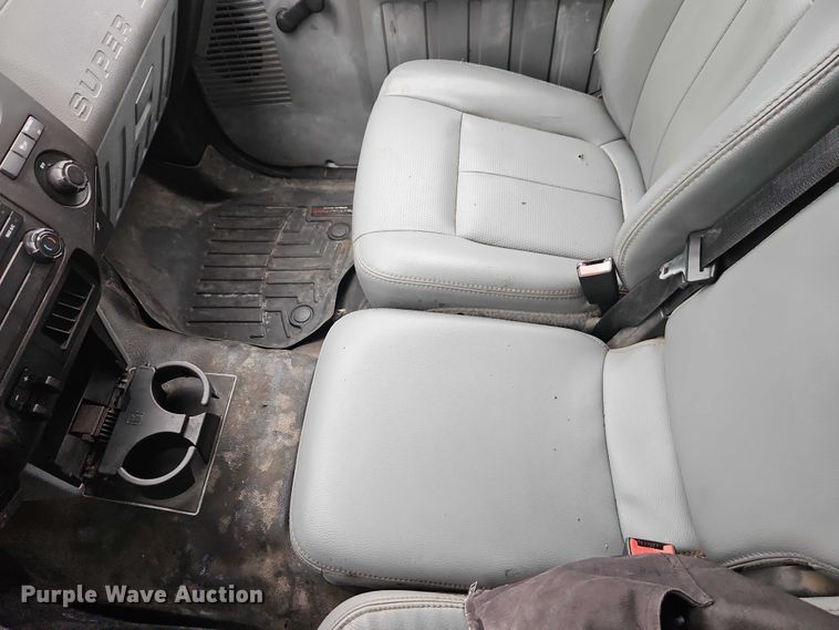 image for item EO7061 2012 Ford F350 Super Duty Utility Bed Pickup