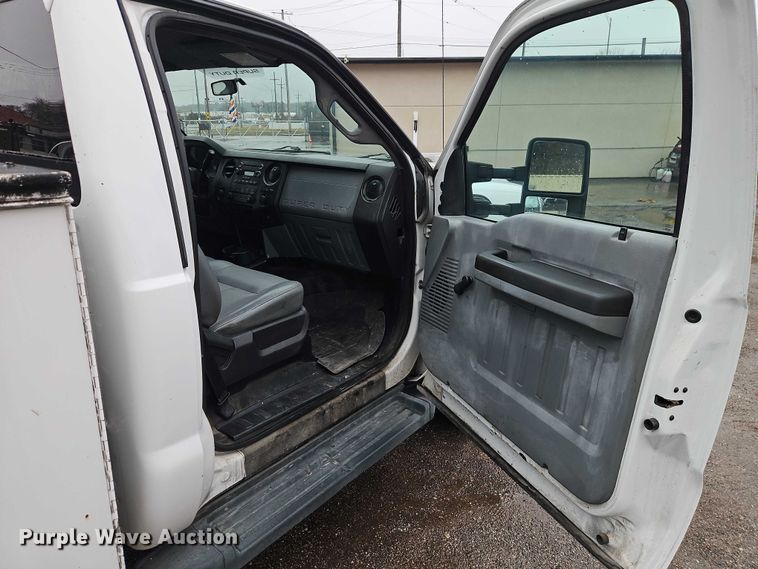 image for item EO7061 2012 Ford F350 Super Duty Utility Bed Pickup