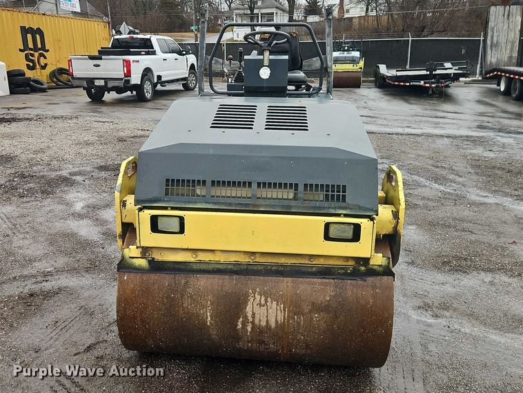 image for item EO7062 2006 Bomag BW138AC combination vibratory roller