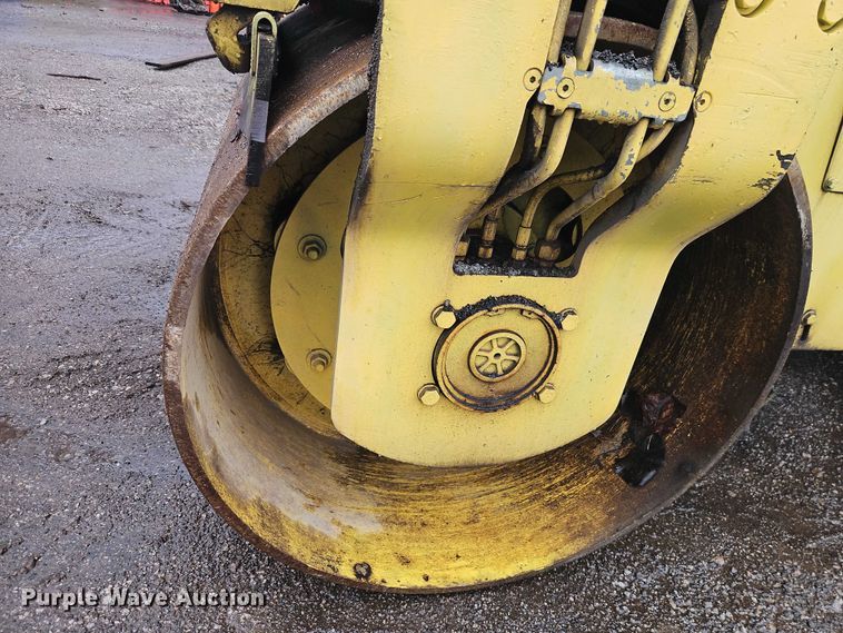 image for item EO7062 2006 Bomag BW138AC combination vibratory roller
