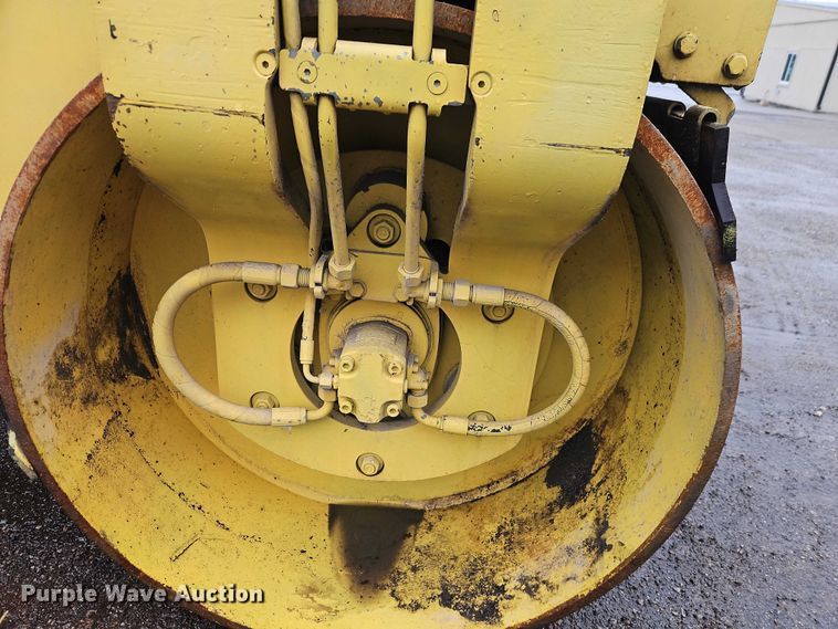image for item EO7062 2006 Bomag BW138AC combination vibratory roller