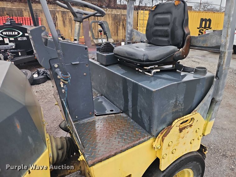 image for item EO7062 2006 Bomag BW138AC combination vibratory roller