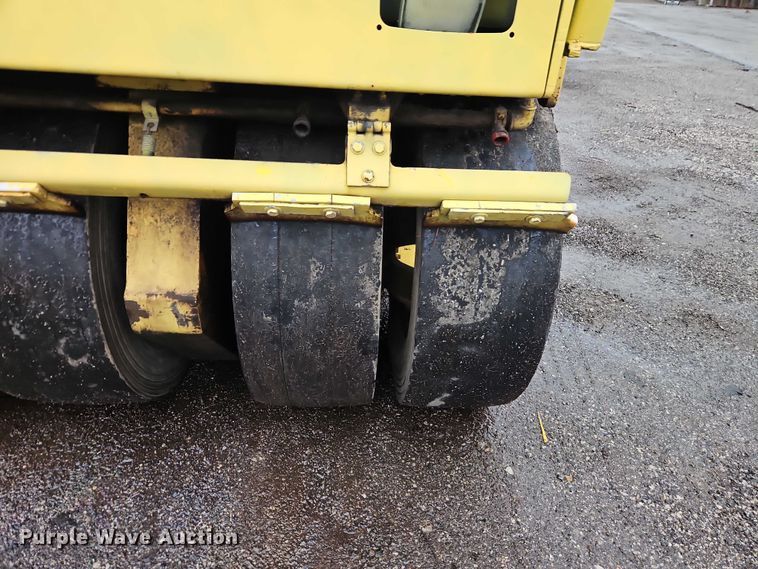 image for item EO7062 2006 Bomag BW138AC combination vibratory roller
