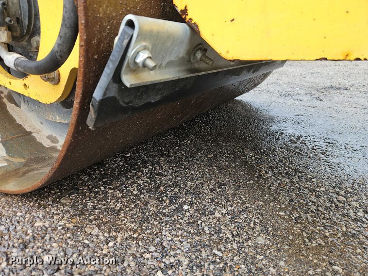 image for item EO7063 2016 Bomag BW120SL-5 double drum vibratory roller