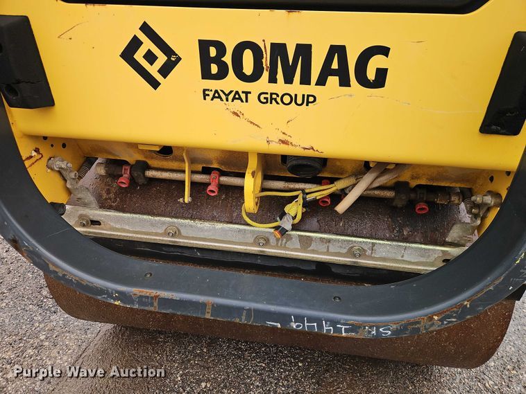 image for item EO7063 2016 Bomag BW120SL-5 double drum vibratory roller