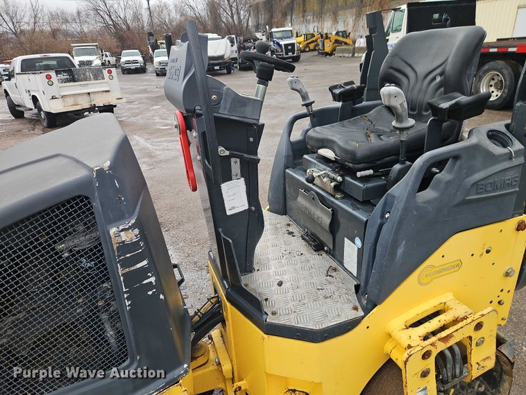 image for item EO7063 2016 Bomag BW120SL-5 double drum vibratory roller