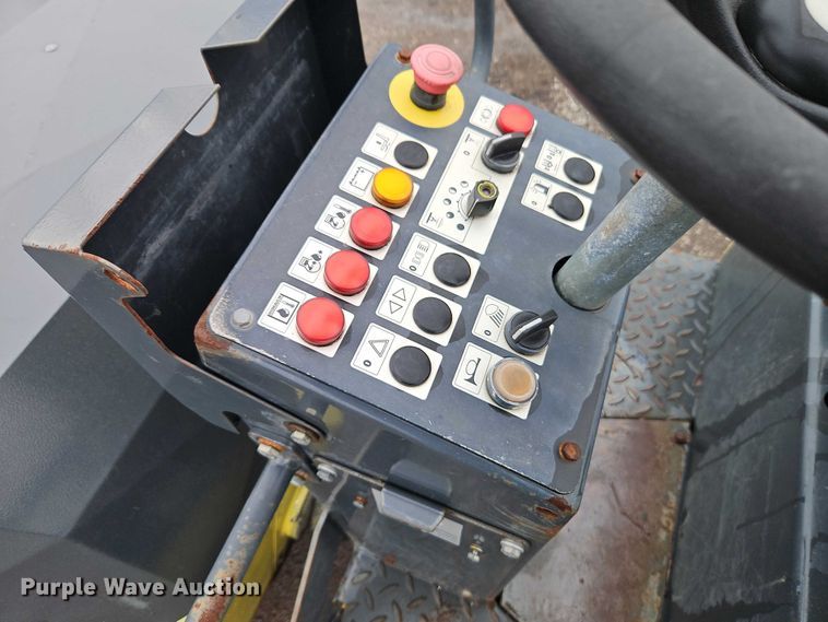 image for item EO7064 2006 Bomag BW 138 AD double drum vibratory roller