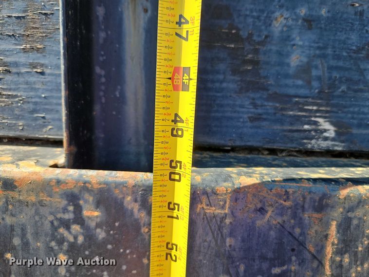 image for item EO7072 2000 Ford F650 Super Duty dump flatbed truck