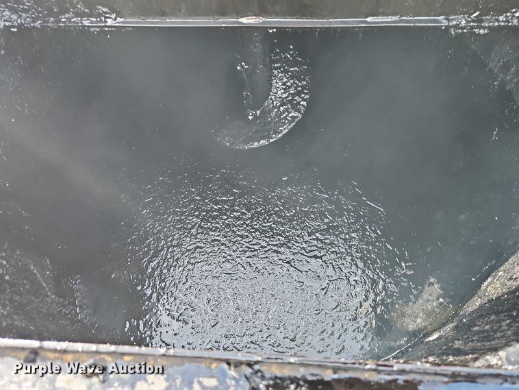 image for item EO7119 2018 CimLine M1 DHW melter applicator