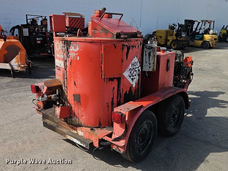 image for item EO7120 2002 Crafco SS 125 DC melter applicator