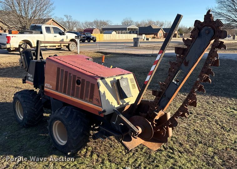 image for item ES5775 2002 Ditch Witch 410SXD trencher