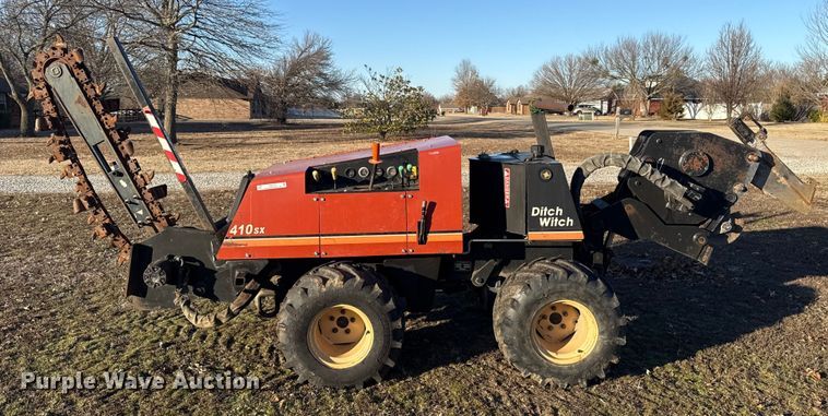 image for item ES5775 2002 Ditch Witch 410SXD trencher