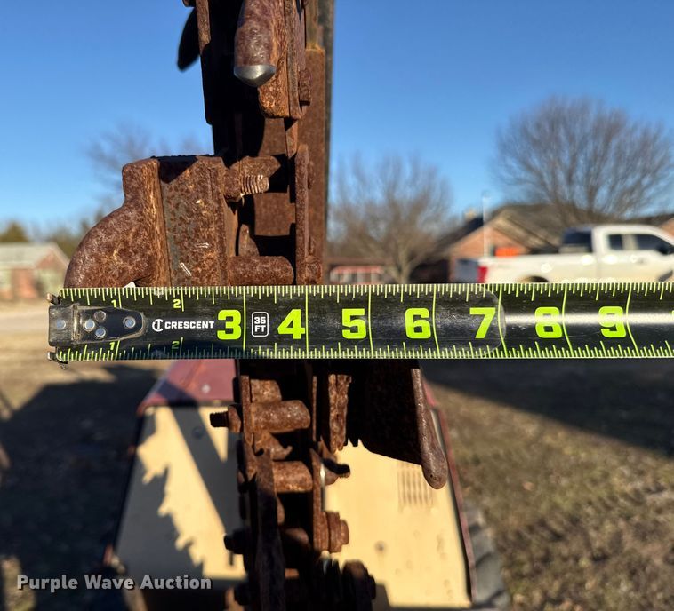 image for item ES5775 2002 Ditch Witch 410SXD trencher