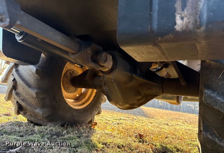 image for item ES5775 2002 Ditch Witch 410SXD trencher