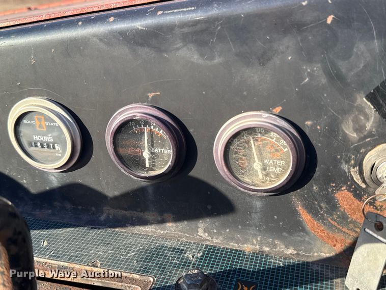 image for item ES5775 2002 Ditch Witch 410SXD trencher