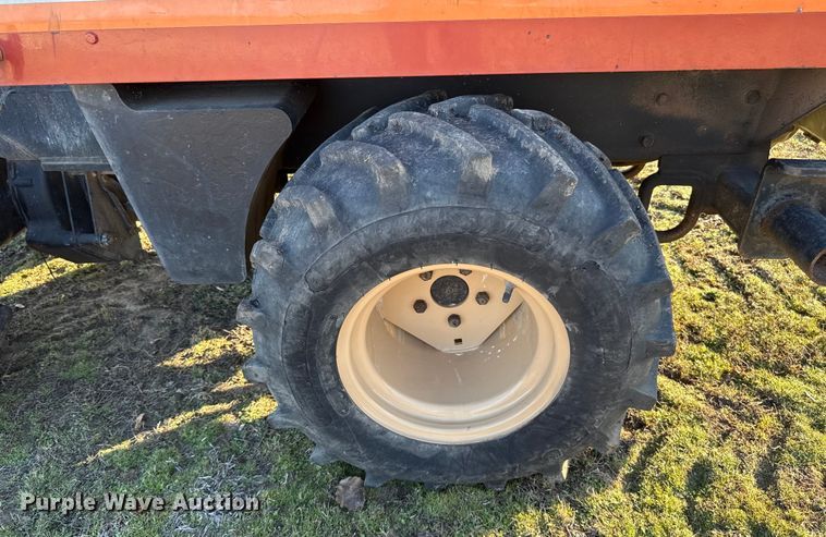 image for item ES5775 2002 Ditch Witch 410SXD trencher