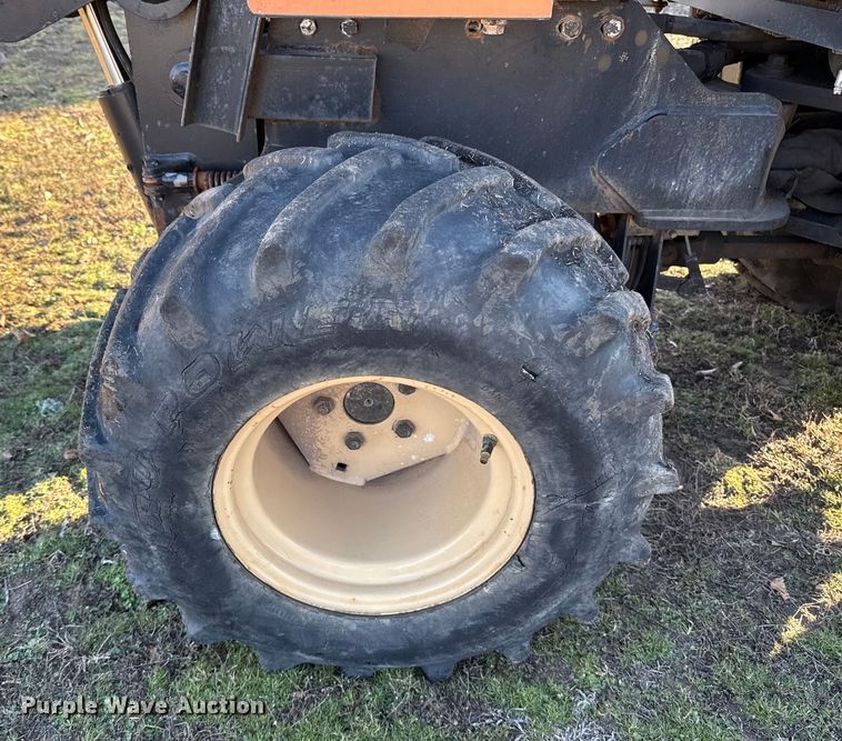 image for item ES5775 2002 Ditch Witch 410SXD trencher