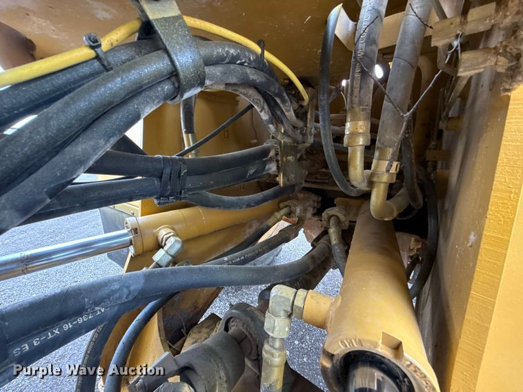 image for item ES5932 2002 Caterpillar 938G Series II wheel loader