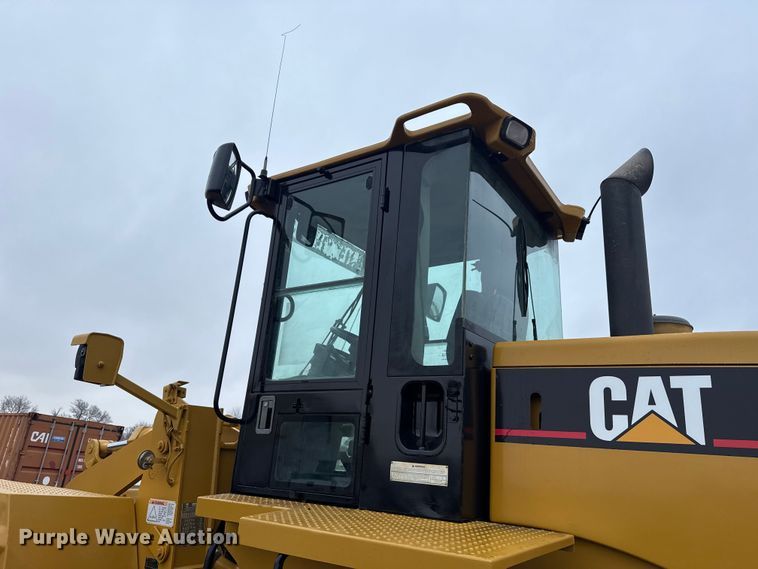 image for item ES5932 2002 Caterpillar 938G Series II wheel loader