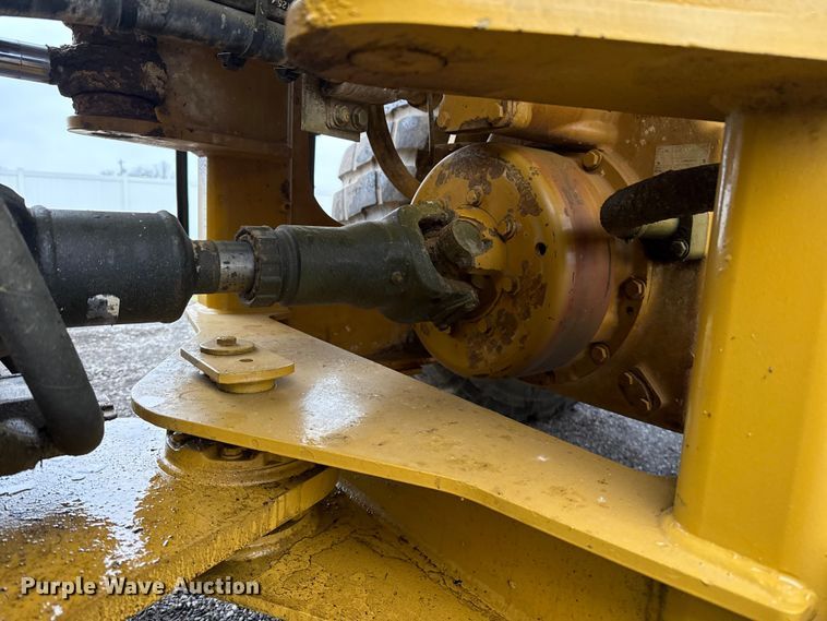 image for item ES5932 2002 Caterpillar 938G Series II wheel loader