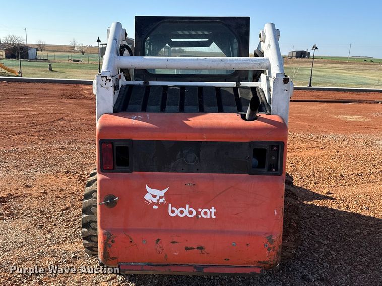 image for item ES5952 2000 Bobcat 773 skid steer loader
