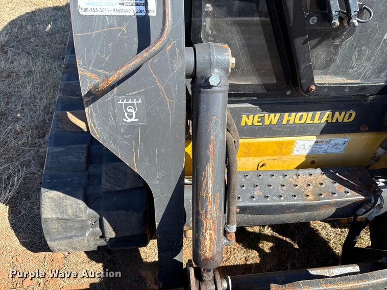 image for item ES5955 2017 New Holland C232 tracked skid steer loader